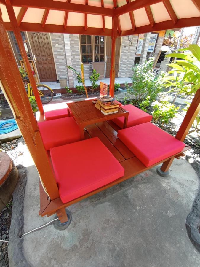 Lita Homestay Gili Trawangan Extérieur photo