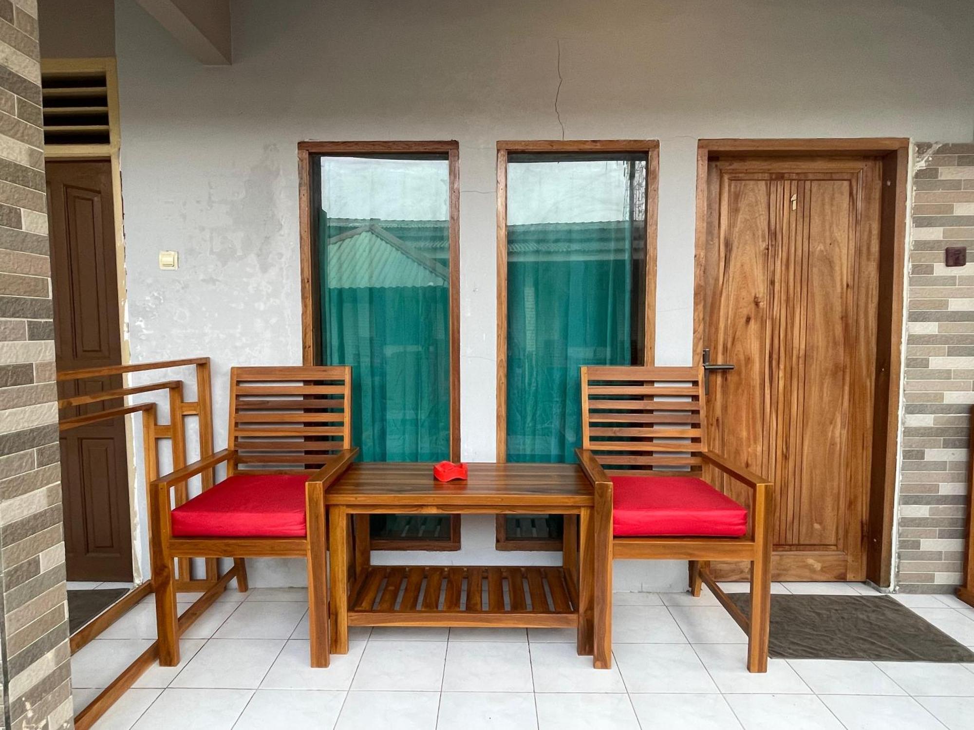 Lita Homestay Gili Trawangan Extérieur photo
